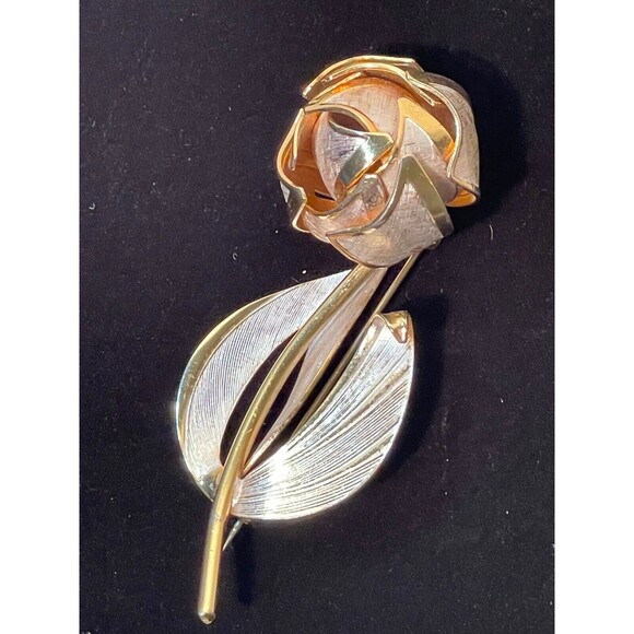 Vintage 3D Rose Bud Brooch, 3" Long, Gold Plated Textured Accents - Picture 2 of 9